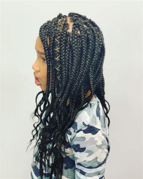 Flip your hair forward and then, starting from the back, braid your hair forward into one large braid until you reach the end. The 11 Cutest Box Braids for Kids in 2020