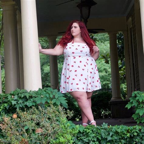 megan hillard of curves curls and clothes outfit details fashion forever 21 plus
