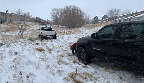 Just a Tacoma pulling out another Tacoma : r/ToyotaTacoma