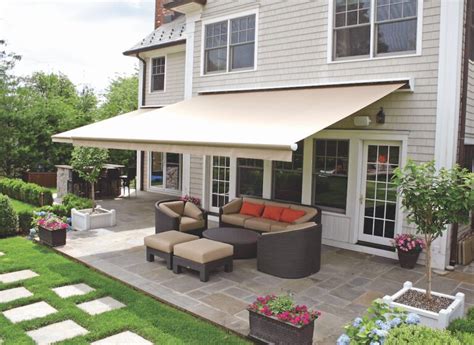 How Retractable Awnings Work Ecco Sunroom And Awning