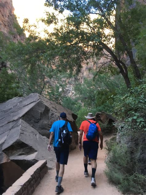 Readerbuzz Hiking In Utah The Narrows Zion National Park