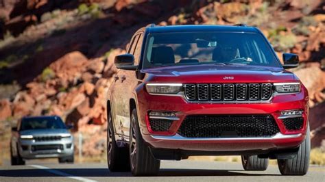 Jeep Grand Cherokee Grand Cherokee L Recall For Faulty Taillights