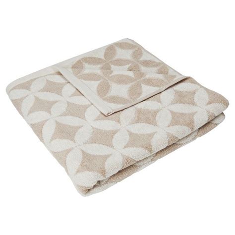 The arosa collection is designed to be super absorbent and durable towels get softer with every wash feeling smooth and silky against your skin made with quality egyptian cotton for extra absorbency care instructions: Mosaic Bath Towel in Chino | Asciugamani