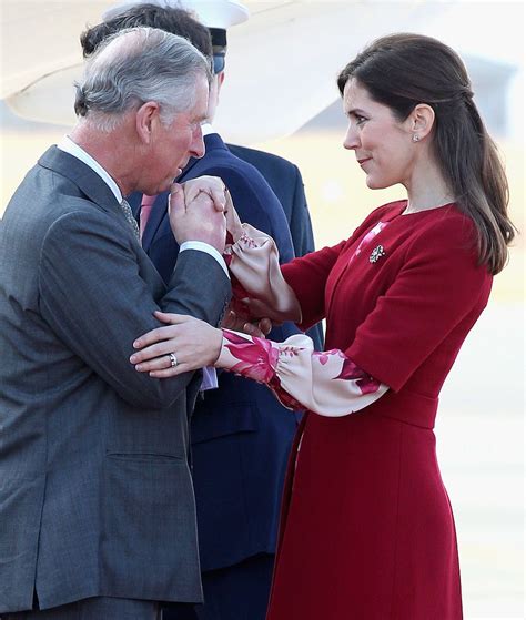 Prince Charles Hands Ouch What S Up With Chazs S Swollen Hands