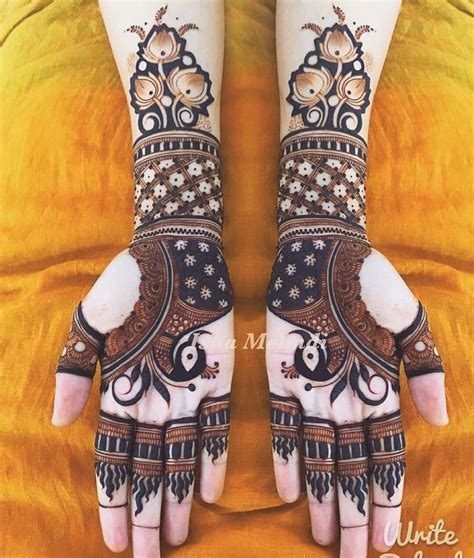 Lalhatheli 🌹 Pretty 👌🏻 Repost Heenabyisha Indian Henna Designs