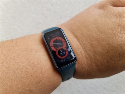 Huawei Band 6 Review Is This The Long Face Fullview Fitness Tracker