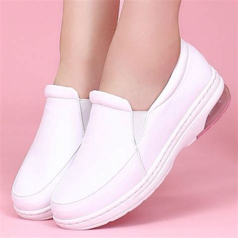 New Woman Pure White Nurse Shoes Women Platform Soft Comfortable Air