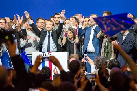 Emmanuel macron (born december 21, 1977) is an elitist liberal and globalist french politician and a former banker of the rothschild & cie banque. Emmanuel Macron à Lille, 14/01/2017 - Bains de foule