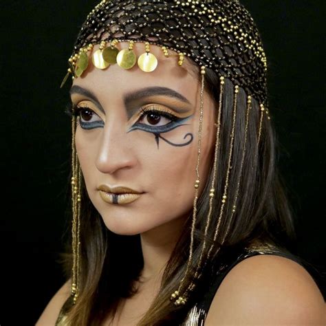 Cleopatra Makeup Look Makeup Tutorial Video Ancient Egyptian Makeup Egyptian Make Up Egyptian
