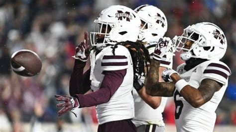 How Mississippi State Footballs Mike Leach Picked Up First Egg Bowl