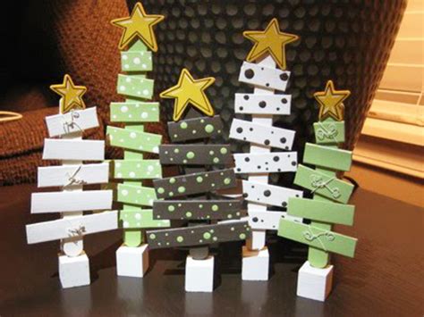 How To Make Cheap And Easy Christmas Decorations With Popsicle Sticks
