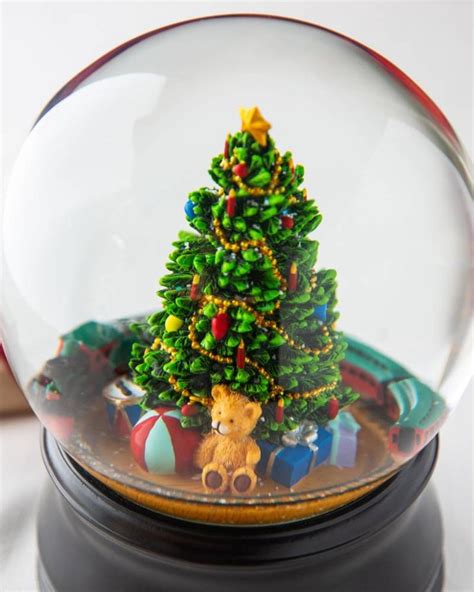 O Christmas Tree Musical Snow Globes Snow Globes Christmas Snow Globes