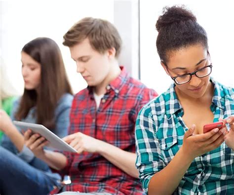 12 Positive Effects Of Cellphones In School Addiction Tips