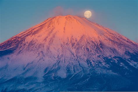 Japan Volcano Moon Fuji Nature Wallpapers Hd Desktop And Mobile