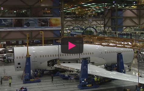 Time Lapse Video Of Building The 787 9 Dreamliner Travel Video