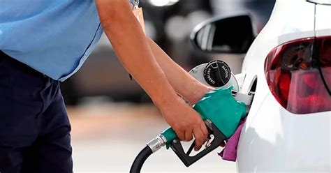 Hacienda vuelve a reducir estímulo a gasolina Premium y ahora también a