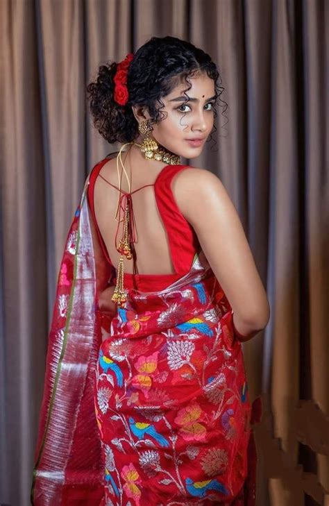 Anupama Parameswaran Looks Ravishing In A Red Saree