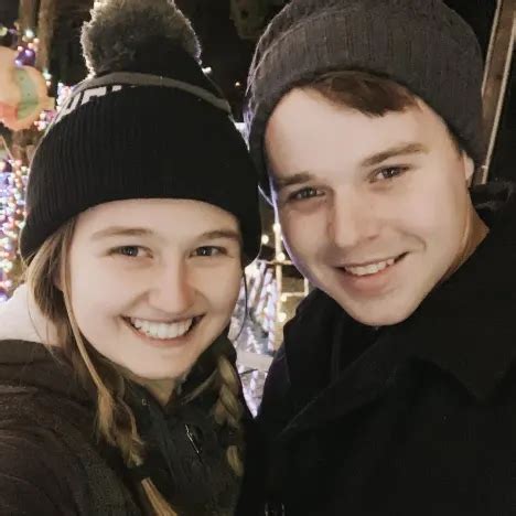 Kendra Caldwell Turns Fans Express Deep Concern For Her Future Duggars Duggar Family