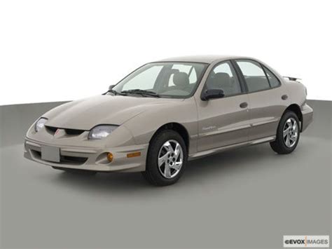 Buy Used 2001 Pontiac Sunfire Se Sedan 4 Door 24l In Cleveland Ohio