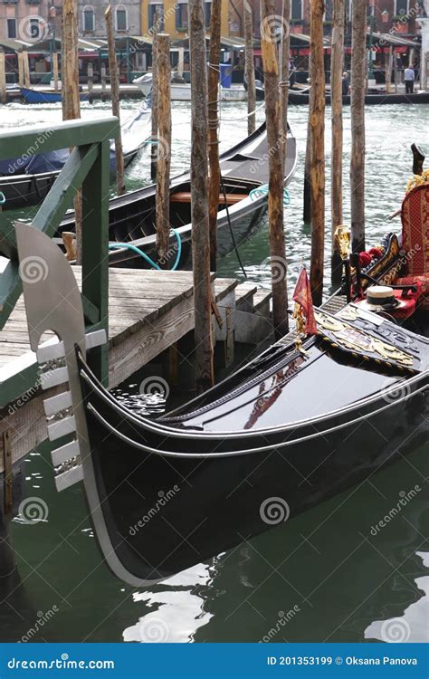 Black Gondola In Venice Editorial Stock Image Image Of Reflection