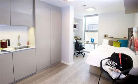 See The Designer Student Pads In London For £2250 A Week