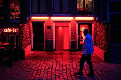 Sex Worker Explains Why Amsterdams Red Light District Should Stay Put