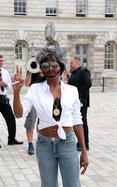 Sinitta Nude Nipples While Stage Performance Scandal Planet