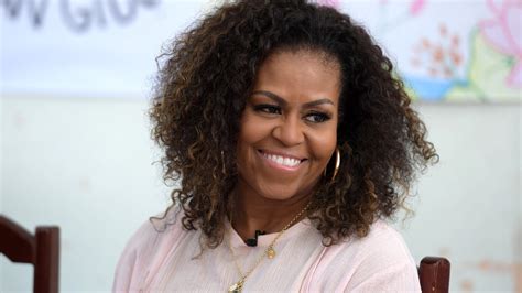 Michelle Obama Talks Her Daughters Growing Up A Little Melancholy