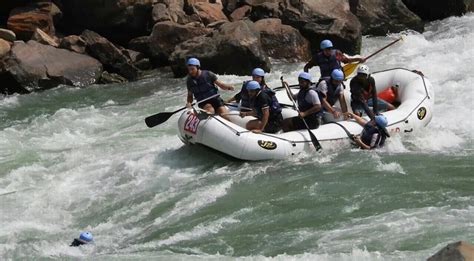 ganges river rafting what it s like whitewater rafting down the world s most spiritual and