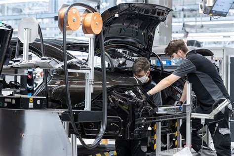 Factory 56 So Fertigt Mercedes Benz S Klasse Mit Produktion Der