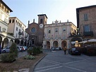 Moncalieri, Rathaus und Kirche St. Maria della Scala an der Piazza ...