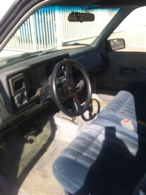 1992 Chevy Full Size Blazer 2 Door 4x4 Needs Engine Work Priced To Sell