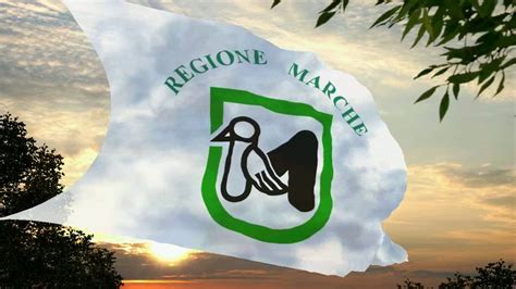 Inno e bandiera della Regione Marche - YouTube