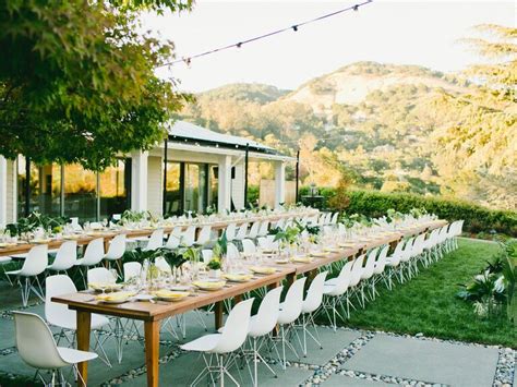This affordable backyard wedding is one of the prettiest we've ever seen. Backyard Weddings: Pros, Cons & More Tips