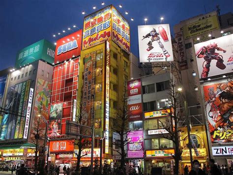 How Akihabara Went From Consumer Electronics Mecca To Capital Of ‘cool