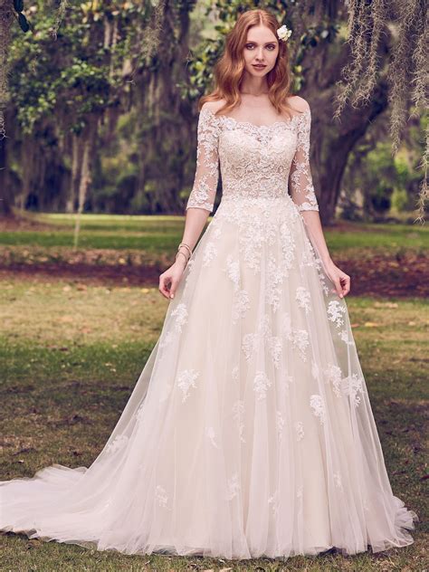 6 Best Wedding Dresses For A Rustic Wedding Love Maggie