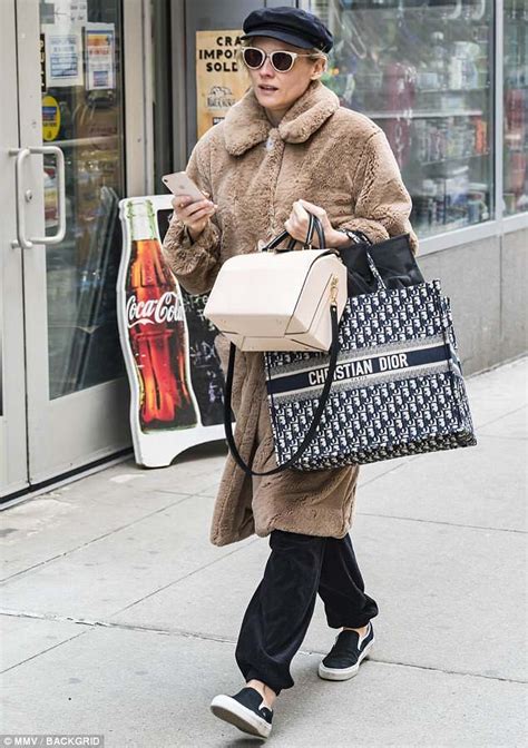 Maybe you would like to learn more about one of these? Diane Kruger is comfortably chic in large teddy bear coat ...