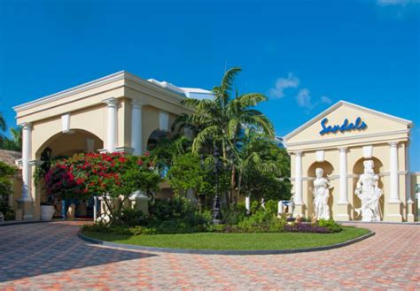 Sandals Royal Bahamian Spa Resort And Offshore Island Cheap Vacations Packages Red Tag Vacations