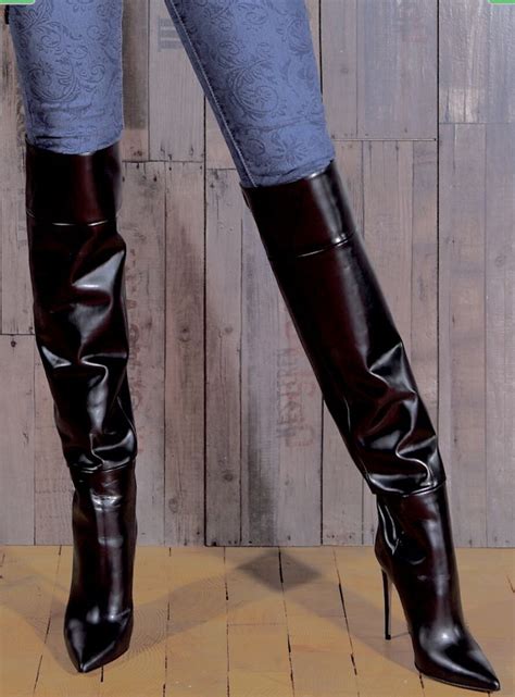 Pin By Guy Chappeland On Bottes Leather Thigh High Boots Leather Thigh Boots High Leather Boots