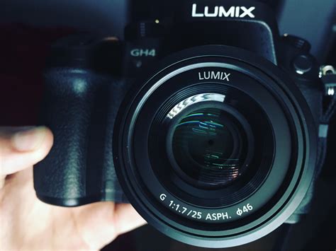 The LUMIX DMC GH4 - 4K video camera - : Cameras