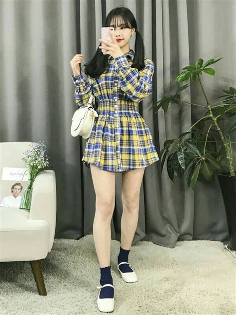 Pin By Hobihobiah18 On Fashion Preppy Girl Outfits Cute Korean Fashion Korean Outfits