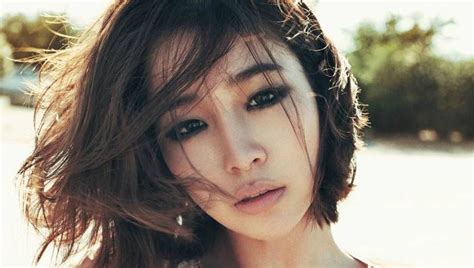 Lee Min Jung Revealed To Have Returned To Korea On The 22nd And Is