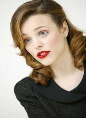 But the women's fashion movement of the 1950s actually started in the prior decade. 1950s Hairstyles for Long Hair: Best Vintage Styles | Stylezco