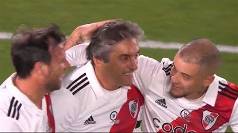 Leo Ponzio despedida Enzo Francescoli anotó golazo con huacha