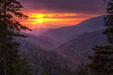 A Breathtaking Smoky Mountain Sunset Smoky Mountains Art Smoky