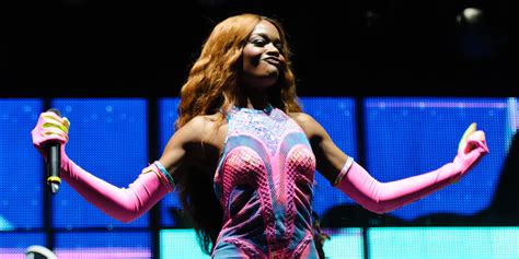 Azealia Banks Melbourne Show Cut Short After Fan Throws Beer Can At