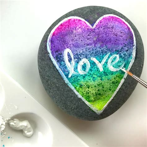 How To Paint Rainbow Love Rocks I Love Painted Rocks
