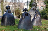 Manolo Valdes. Las Meninas | Sculpture to enjoy the beauty and ...