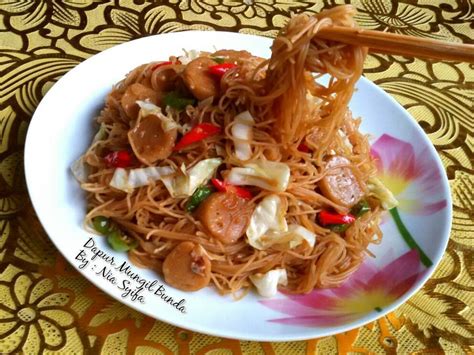 Karena skill masak nggak jago2 amat, jd selalu bikin masakan yg gampang2 aja. Mie Bihun Goreng Pedas Sederhana | Resep (Dengan gambar ...