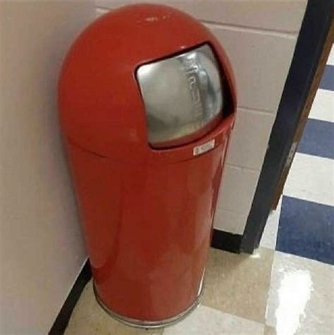 This Trash Can Is A Little Sus Ramongusmemes Among Us Know